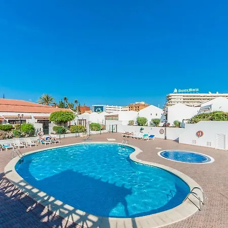 Moma's Lägenhet *